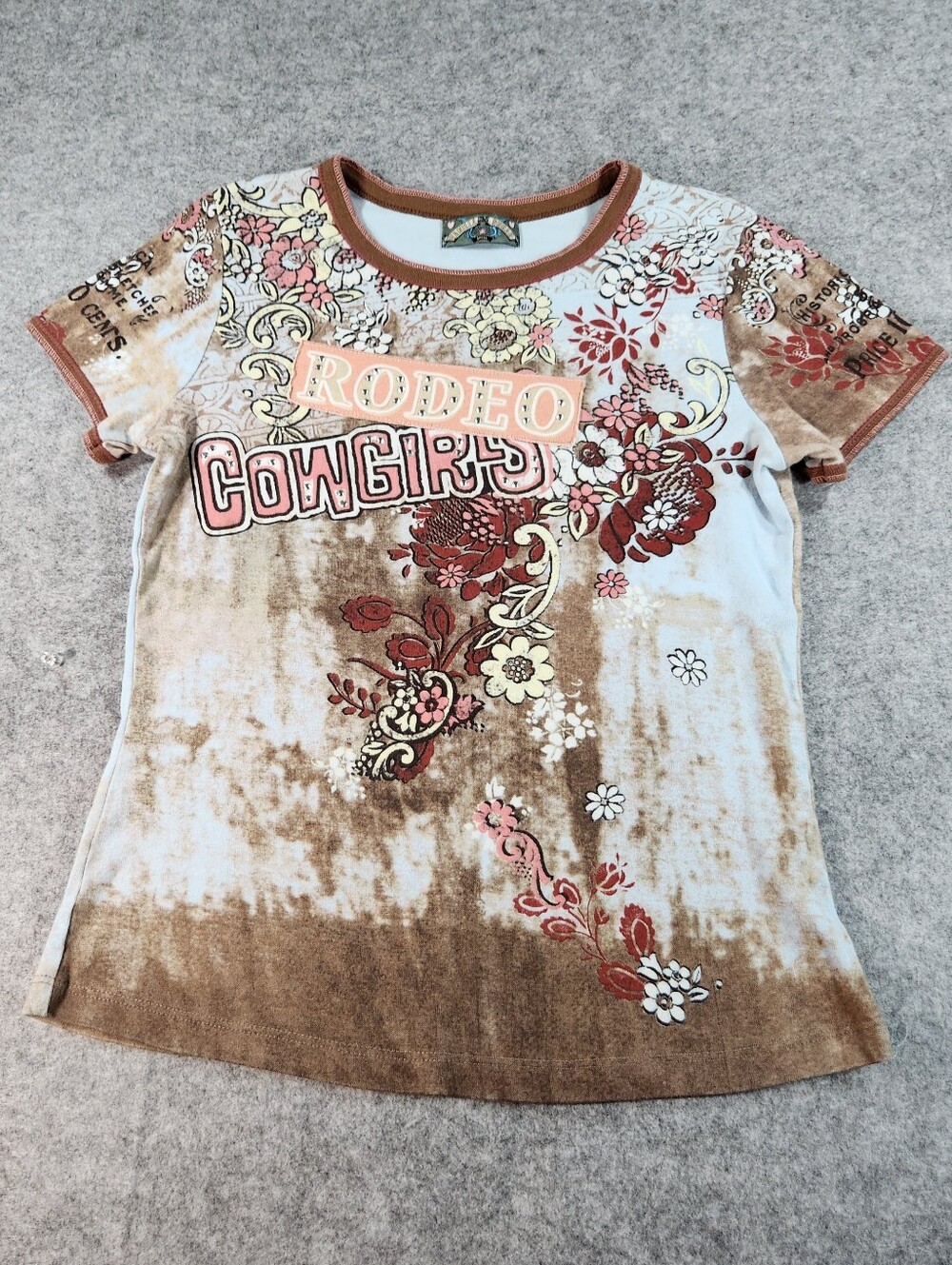 Vanilla Sugar Brown White & Pink Rodeo Cowgirls Floral Tee Small